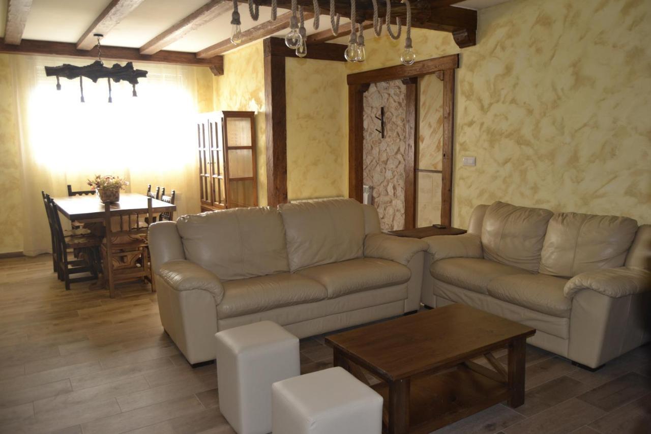 El Capricho De Los Carrascos Juarros de Voltoya Ngoại thất bức ảnh